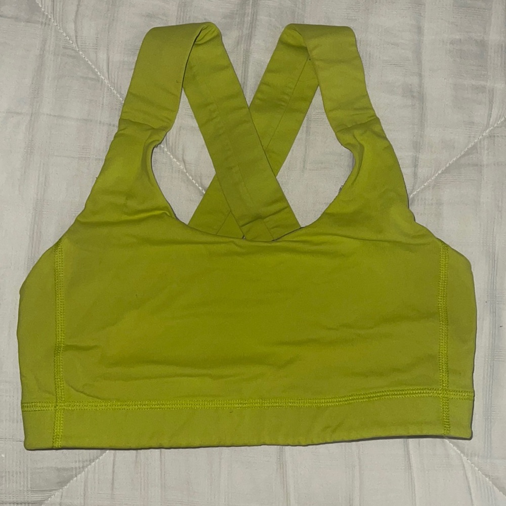 Great condition like green lululemon sports bra